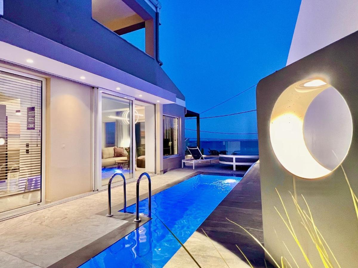 Villa Luxury Sun With Private Pool By Dadovillas Barbati